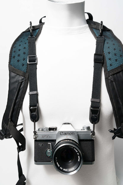 Hands-Free Camera Harness, Adjustable 8-13" + 2 Peak Design Anchors
