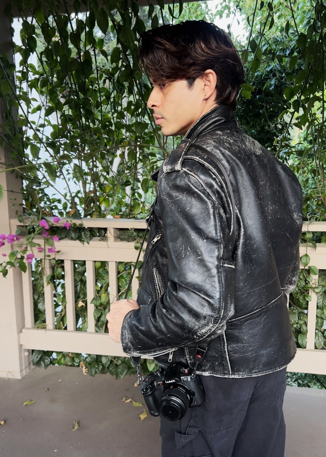 All-Black Nylon Camera Strap 1.25", Adjustable 32-58" + Peak Design Anchors