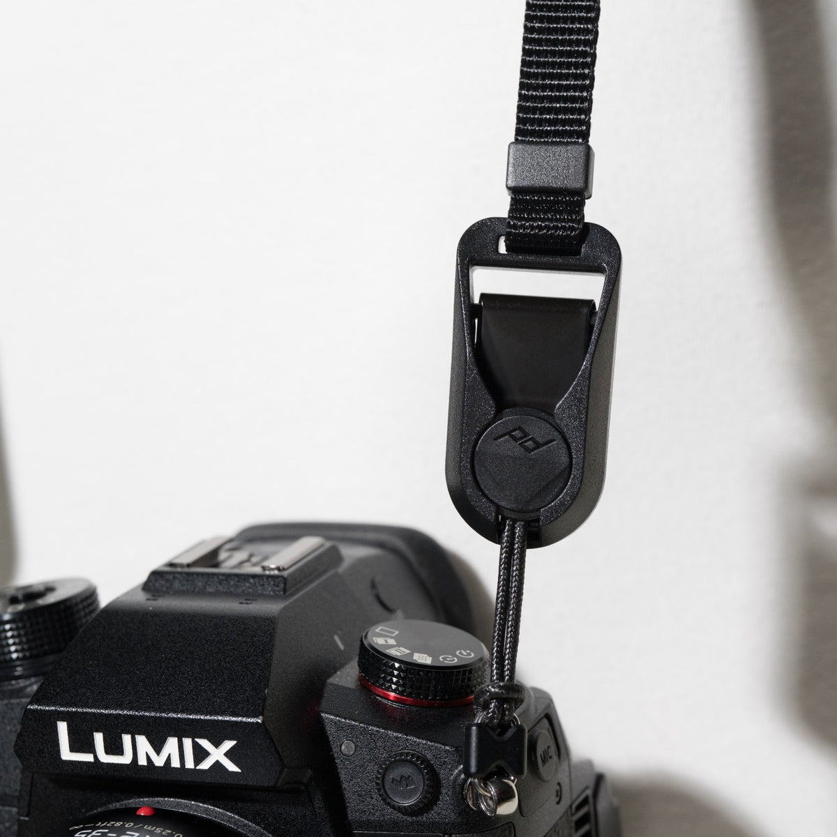 Panasonic Black Canvas Camera Neck Strap 46" x 1" + Peak Design Anchors