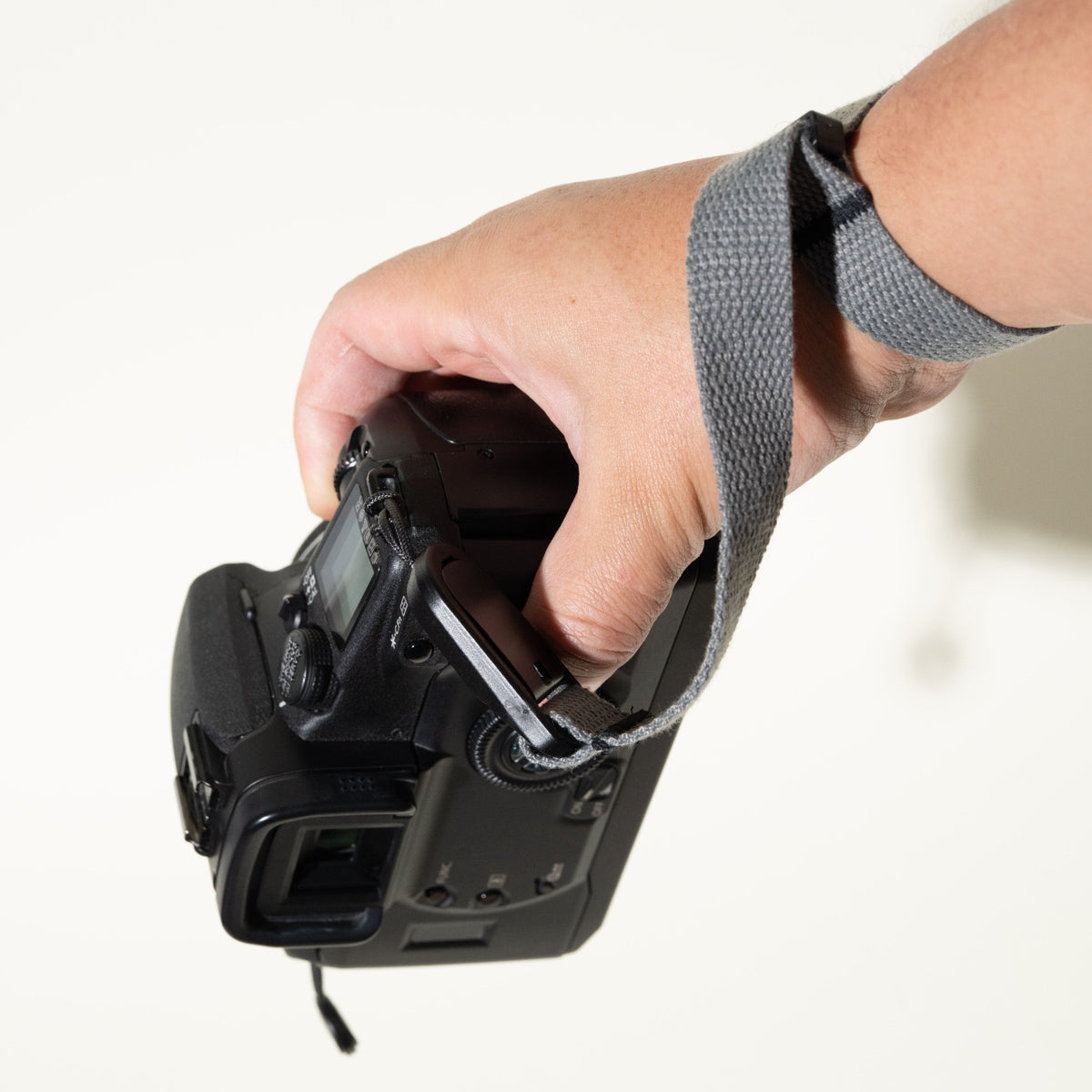 Grey Cotton Camera Strap Combo, 40" Neck + 18" Wrist + Peak Design Anchors