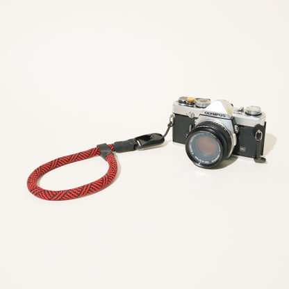 Red & Black Climbing Rope Camera Strap, Neck 40" or Wrist 14" + Peak Design Anchors