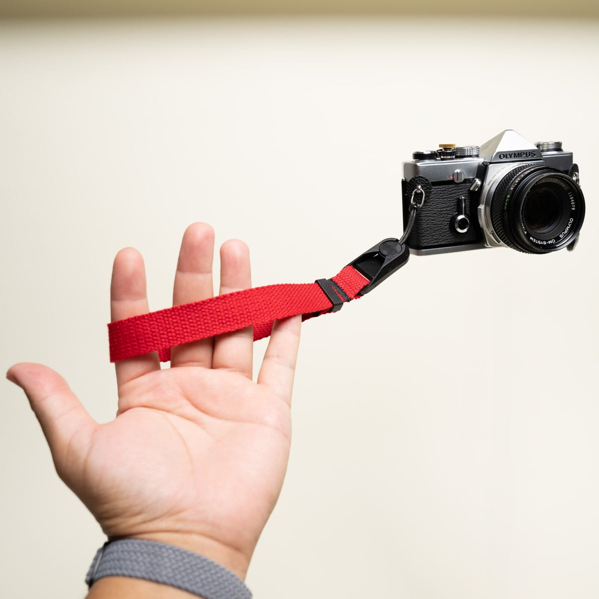 Cotton Camera Wrist Strap 16", Red, Yellow or Black + Peak Design Anchor