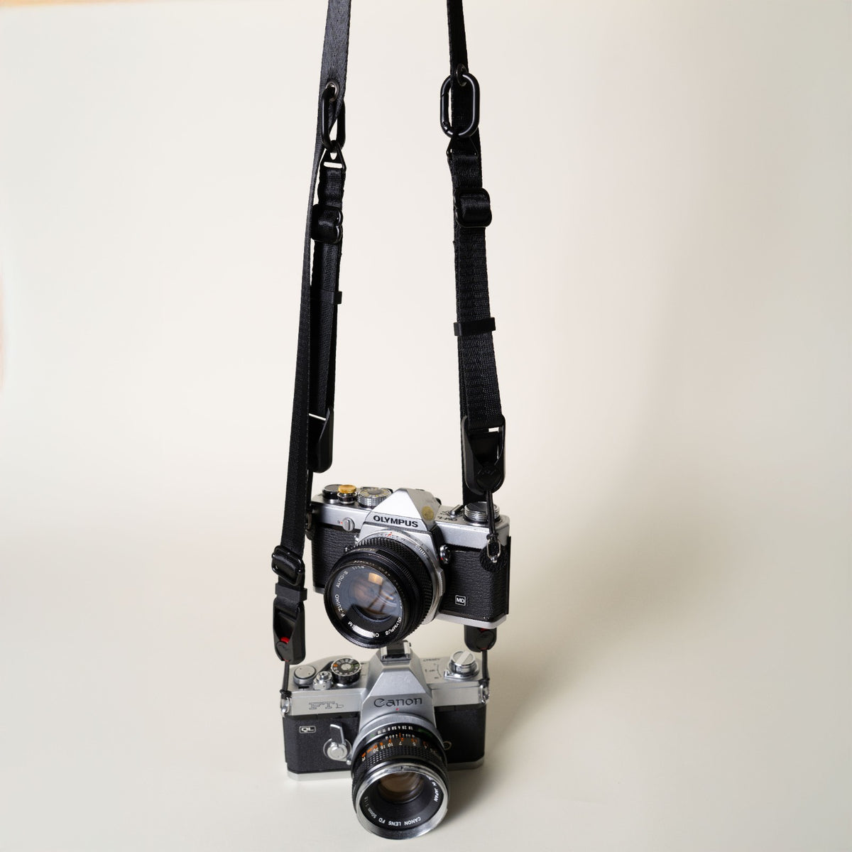 Dual-Tier Camera Strap 38-50" with Side Straps + 4 Peak Design Anchors