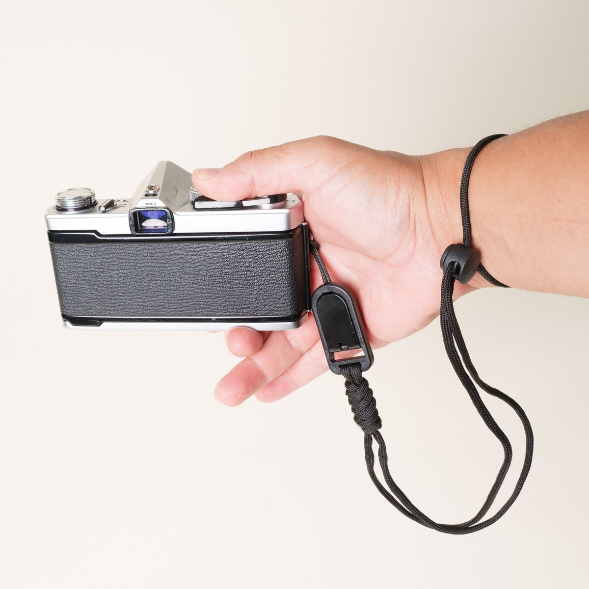 Black Braided Paracord Camera Wrist Strap 20" + Peak Design Anchor