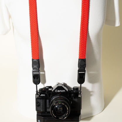 Flat Braid Paracord Camera Strap 44", Red or Black + Peak Design Anchors